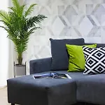 דירה Sara - Stylish With Balcony Near Piata Obor
