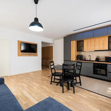 Sara - Stylish With Balcony Near Piata Obor Appartement *