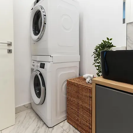 Sara - Stylish With Balcony Near Piata Obor Bucarest