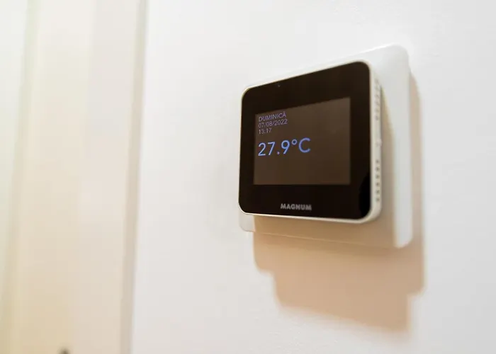 Sara - Stylish With Balcony Near Piata Obor Appartement Boekarest