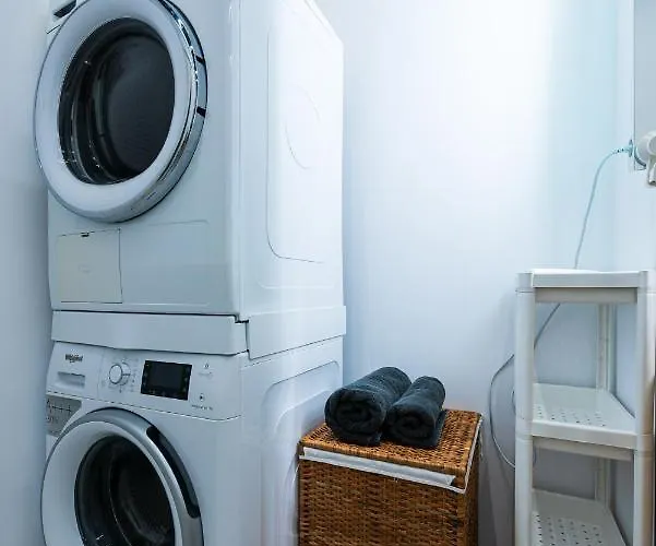 Sara - Stylish With Balcony Near Piata Obor Appartement *