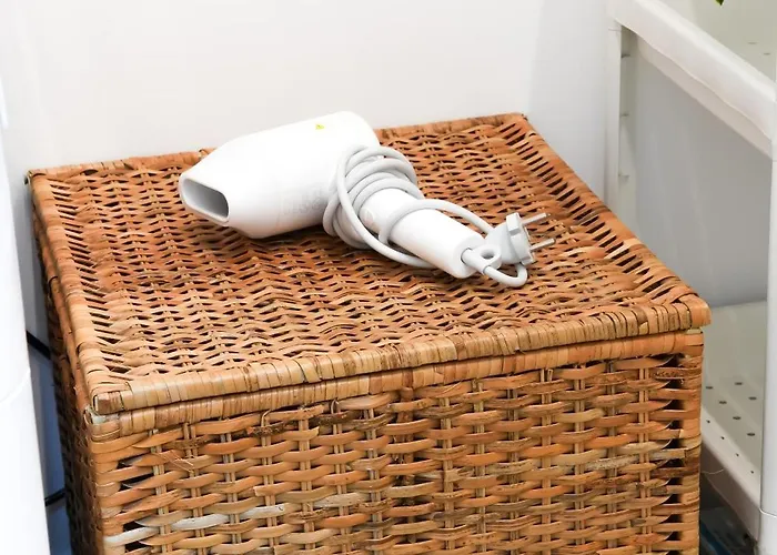 Sara - Stylish With Balcony Near Piata Obor Appartement *