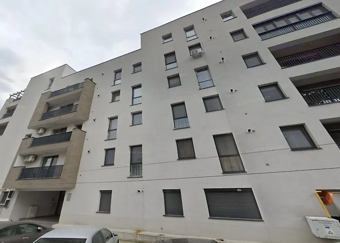 Sara - Stylish With Balcony Near Piata Obor * Bukarest