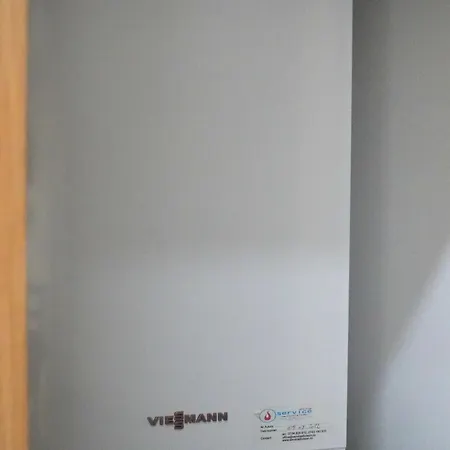 아파트 Sara - Stylish With Balcony Near Piata Obor *